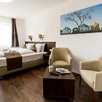 Frisko Panzio Oda ve Kahvaltı Zalakaros