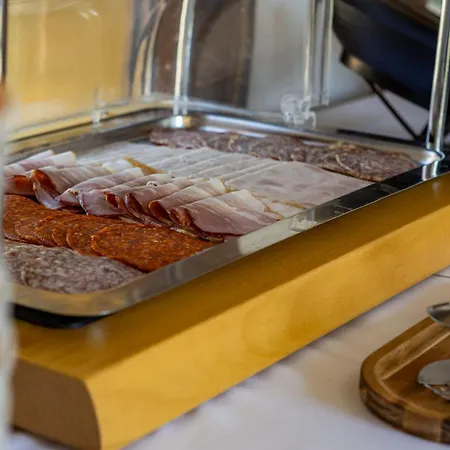 Frisko Panzio Oda ve Kahvaltı