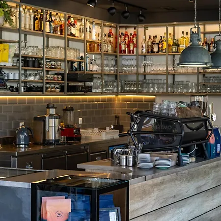 Frisko Panzio Oda ve Kahvaltı 3*