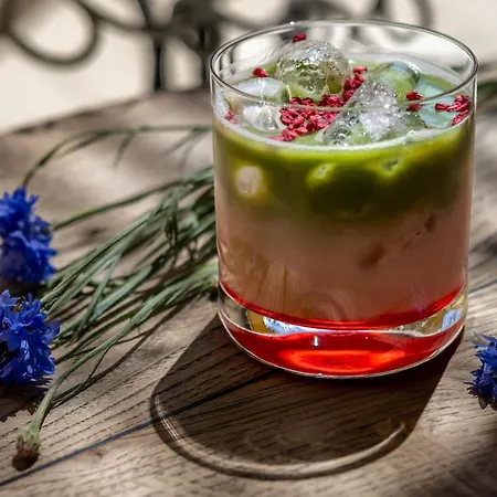 فندق مبيت وإفطار Frisko Panzio زلاكاروس