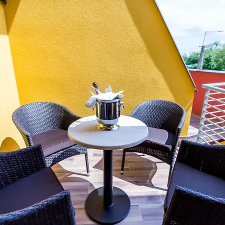 Frisko Panzio Zalakaros