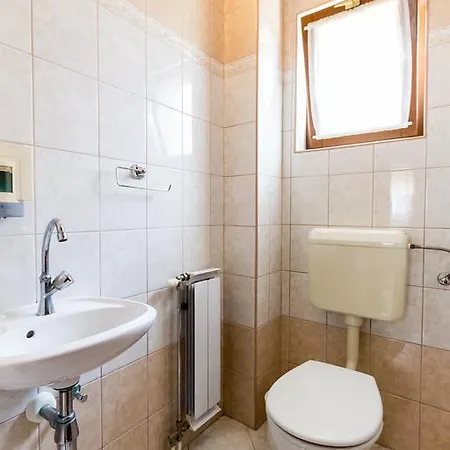 Frisko Panzio Zalakaros