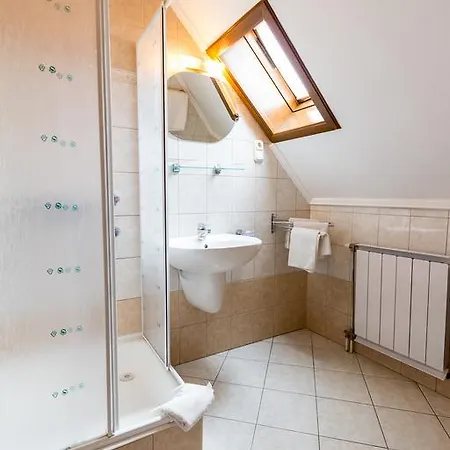 فندق مبيت وإفطار Frisko Panzio