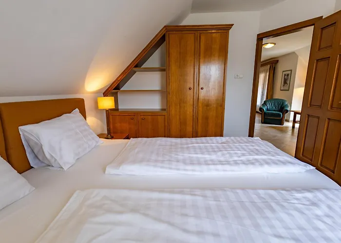 Frisko Panzio Zalakaros