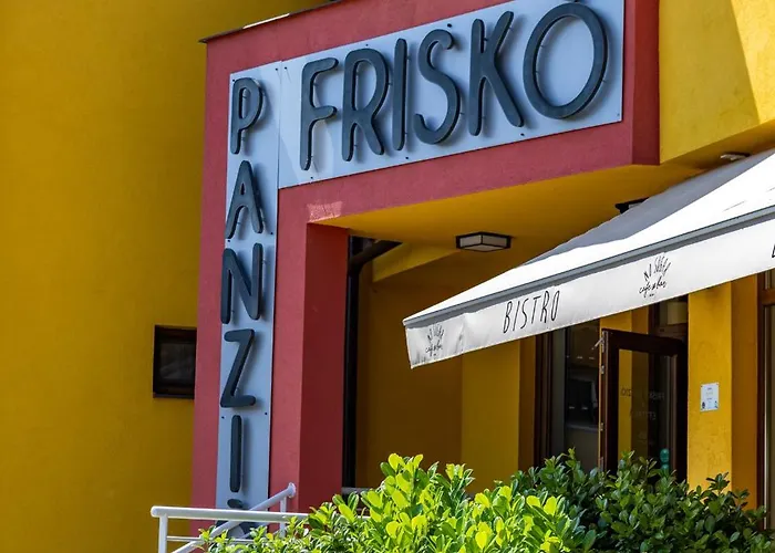 Oda ve Kahvaltı Frisko Panzio 3*