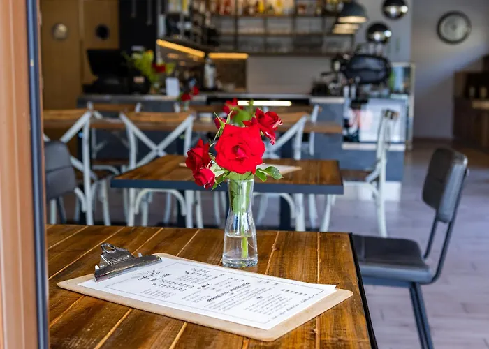 Frisko Panzio Bed & Breakfast 3*