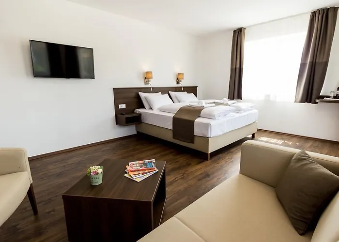 Frühstückspension Frisko Panzio 3*