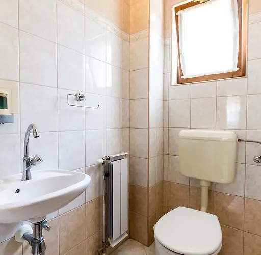 Frisko Panzio Zalakaros