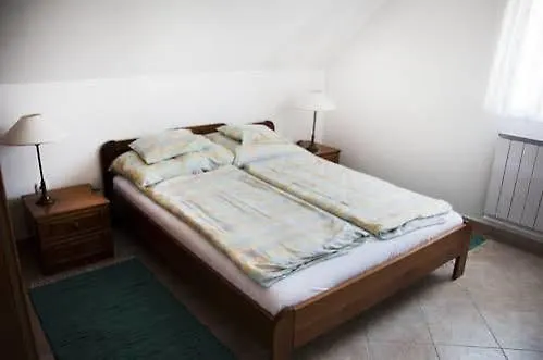 Frühstückspension Frisko Panzio